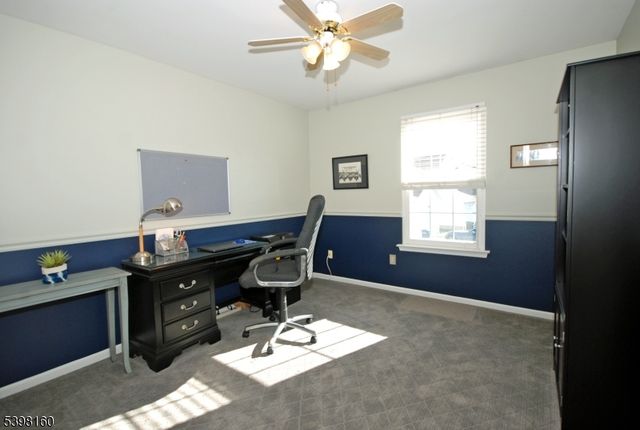 34 Iroquois Trl, Branchburg Twp., NJ 08876