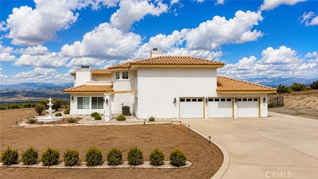 31900 Via Del Senor, Homeland, CA 92548