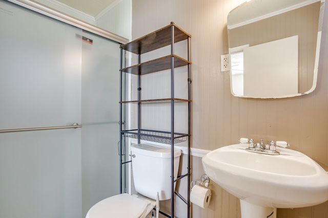 1205 5th Avenue, Mineral Wells, TX 76067