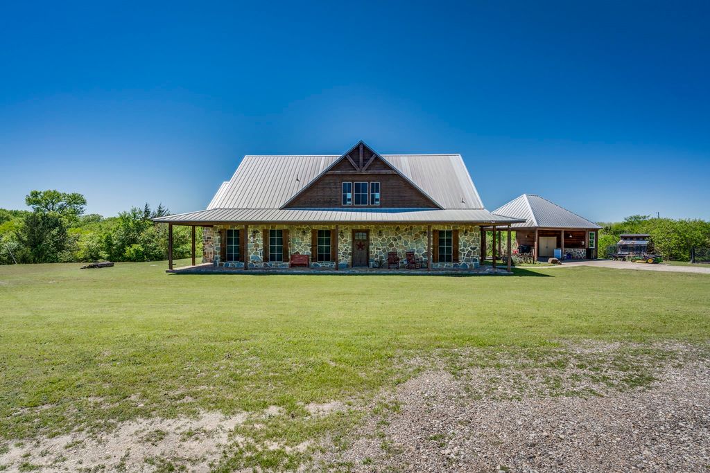 1601 N Oak Branch Road, Waxahachie, TX 75167