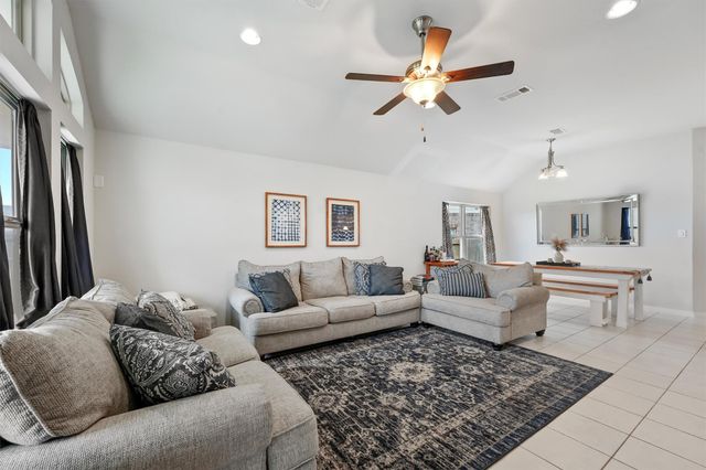 3102 Redondo Drive, Texas City, TX 77568