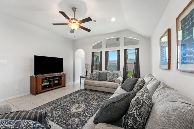 3102 Redondo Drive, Texas City, TX 77568