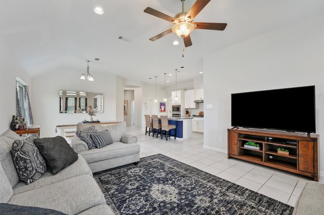 3102 Redondo Drive, Texas City, TX 77568