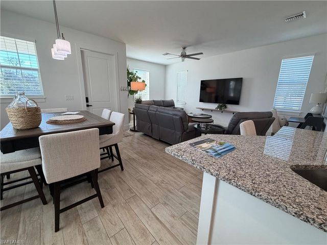 1727 Danford ST, Naples, FL 34112