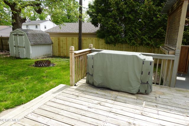 5229 Pageland Drive, Toledo, OH 43611
