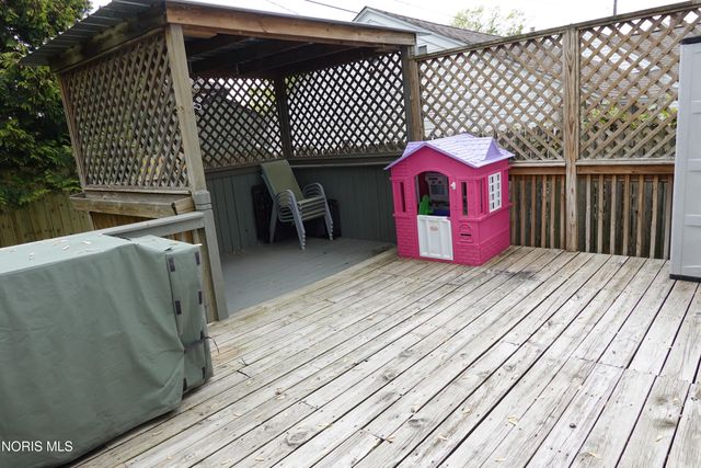 5229 Pageland Drive, Toledo, OH 43611
