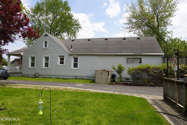 5229 Pageland Drive, Toledo, OH 43611