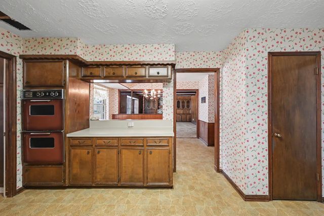 28902 Holly Hill Drive, Shenandoah, TX 77381