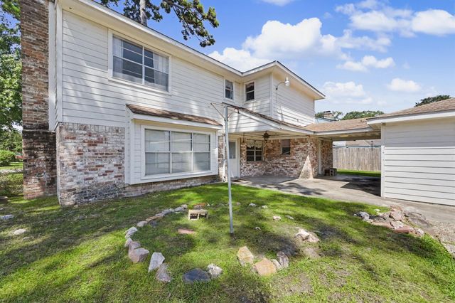 28902 Holly Hill Drive, Shenandoah, TX 77381