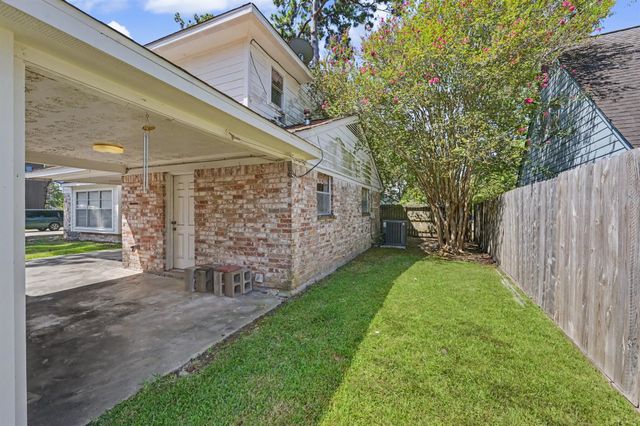 28902 Holly Hill Drive, Shenandoah, TX 77381