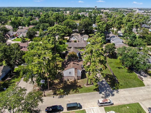 28902 Holly Hill Drive, Shenandoah, TX 77381