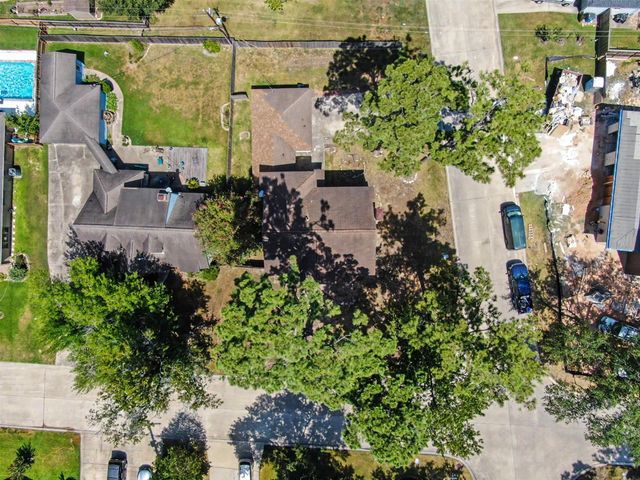 28902 Holly Hill Drive, Shenandoah, TX 77381