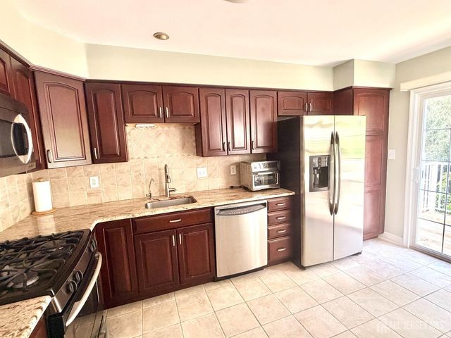 272 marcia Way, Bridgewater, NJ 08807