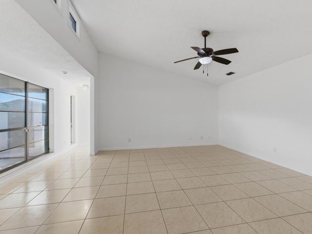 1020 Manor Drive, Palm Springs, FL 33461