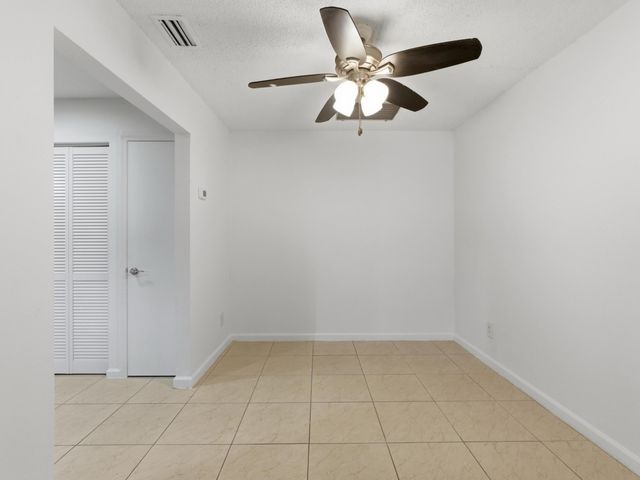 1020 Manor Drive, Palm Springs, FL 33461