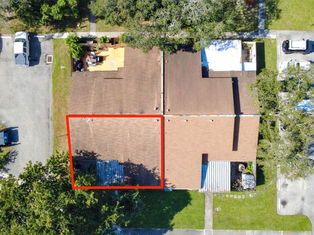 1020 Manor Drive, Palm Springs, FL 33461