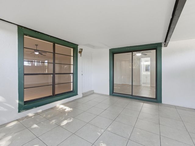 1020 Manor Drive, Palm Springs, FL 33461