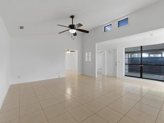 1020 Manor Drive, Palm Springs, FL 33461