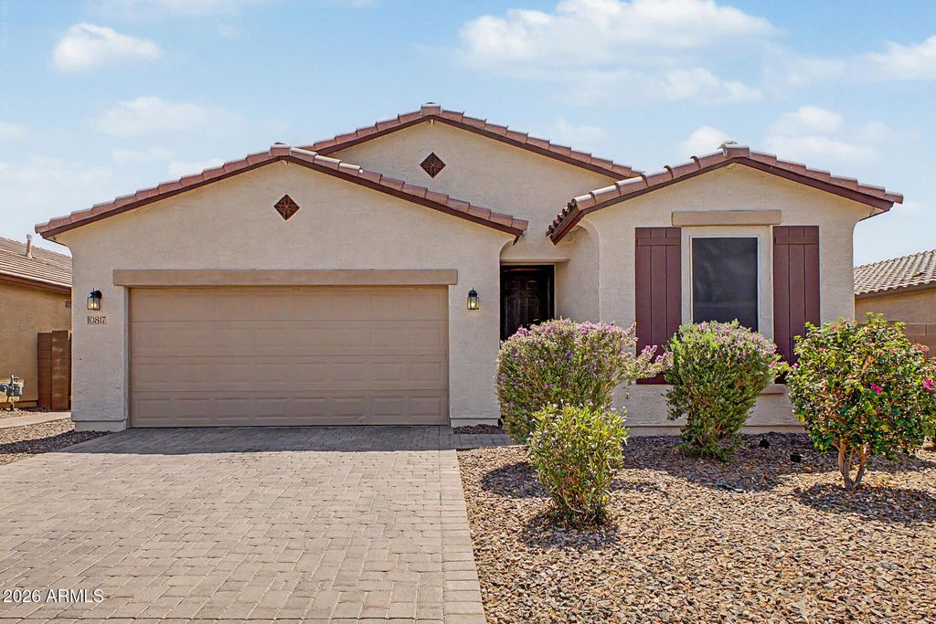 10817 W HADLEY Street, Avondale, AZ 85323 — photo 2