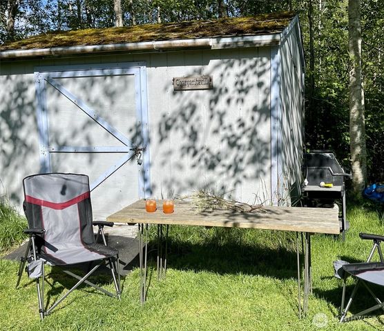 30714 N Place, Ocean Park, WA 98640