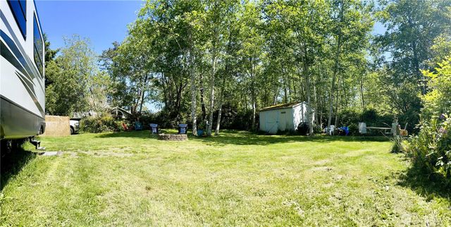 30714 N Place, Ocean Park, WA 98640