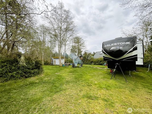 30714 N Place, Ocean Park, WA 98640