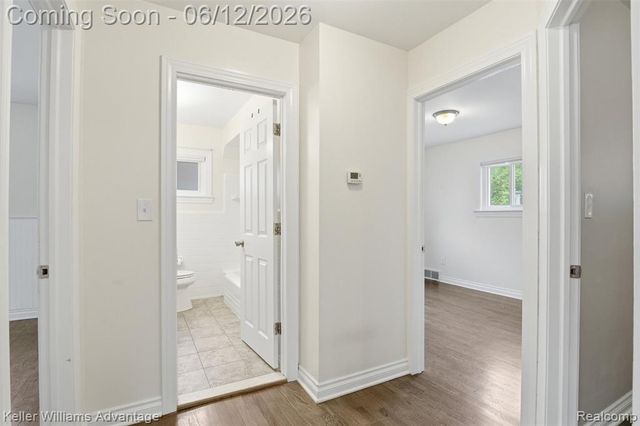 23111 Scotia Road, Oak Park, MI 48237