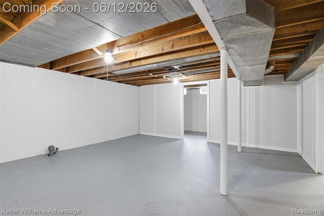 23111 Scotia Road, Oak Park, MI 48237