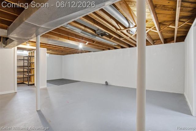 23111 Scotia Road, Oak Park, MI 48237
