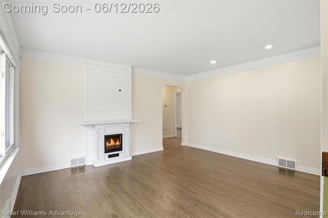 23111 Scotia Road, Oak Park, MI 48237