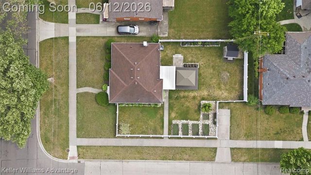 23111 Scotia Road, Oak Park, MI 48237