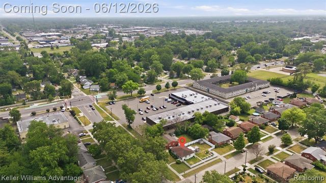 23111 Scotia Road, Oak Park, MI 48237