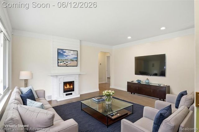 23111 Scotia Road, Oak Park, MI 48237
