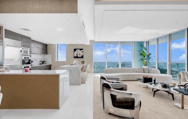 900 Biscayne Boulevard PH6109, Miami, FL 33132