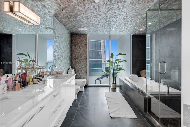 900 Biscayne Boulevard PH6109, Miami, FL 33132