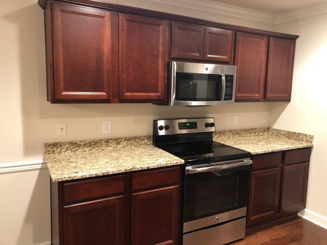 1040 Charlie Daniels Pkwy Apt 147, Mount Juliet, TN 37122