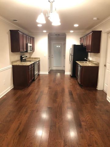 1040 Charlie Daniels Pkwy Apt 147, Mount Juliet, TN 37122