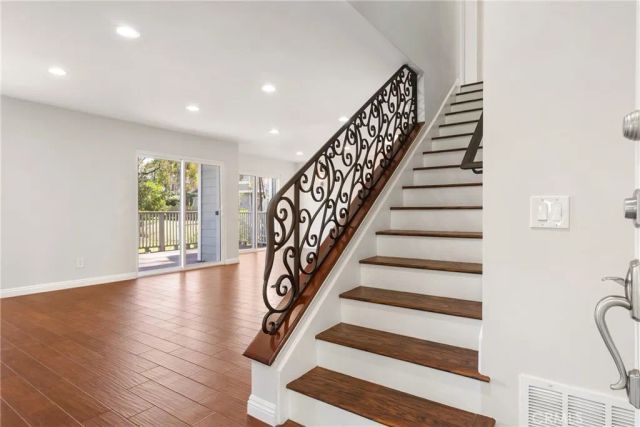 411 San Nicholas Court, Laguna Beach, CA 92651
