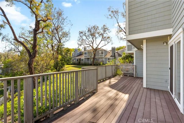 411 San Nicholas Court, Laguna Beach, CA 92651