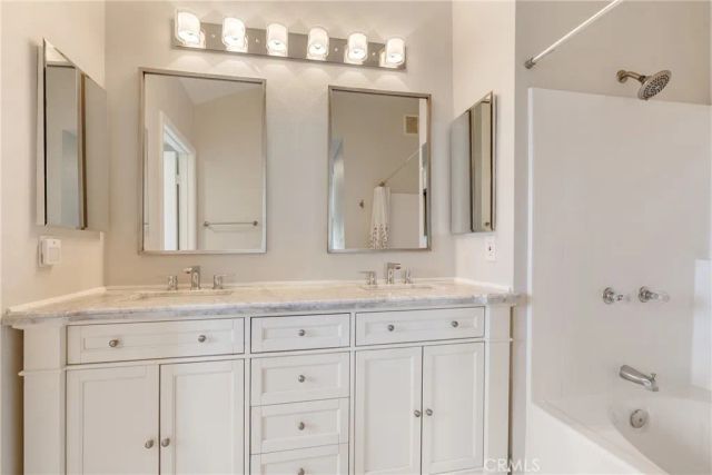 411 San Nicholas Court, Laguna Beach, CA 92651