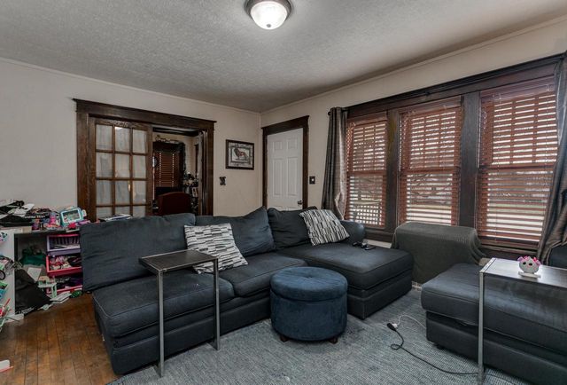 713 MAIN STREET, Neenah, WI 54956