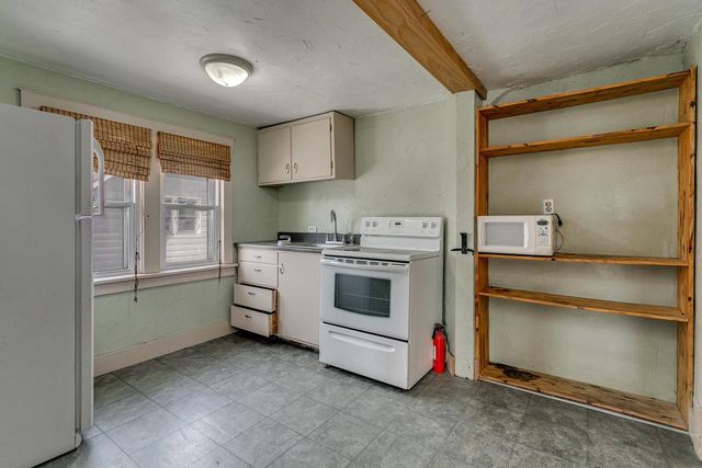 713 MAIN STREET, Neenah, WI 54956