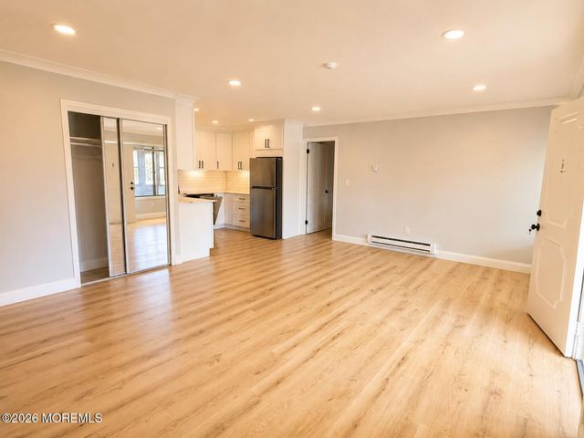 105 Amberly Drive D, Manalapan, NJ 07726