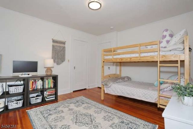 530 Rock Rd, Glen Rock Boro, NJ 07452