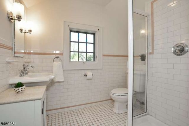 530 Rock Rd, Glen Rock Boro, NJ 07452