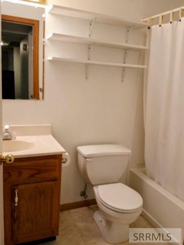 273 Leesburg Lane, Idaho Falls, ID 83404