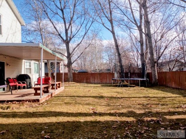 273 Leesburg Lane, Idaho Falls, ID 83404