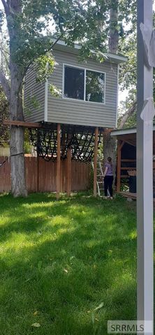 273 Leesburg Lane, Idaho Falls, ID 83404