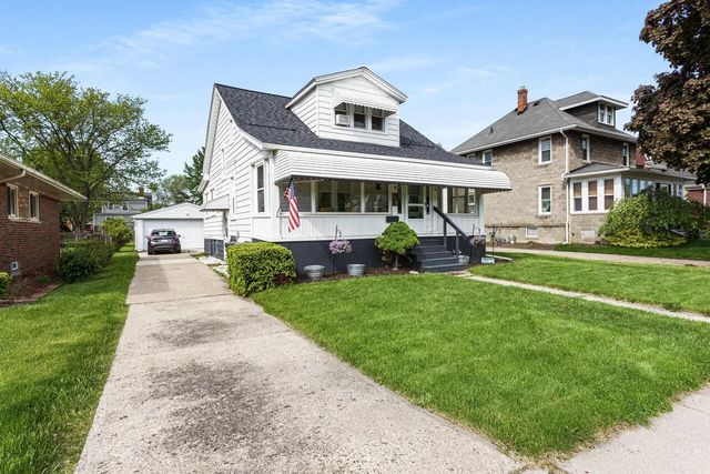 22713 Lanse Street, Saint Clair Shores, MI 48081