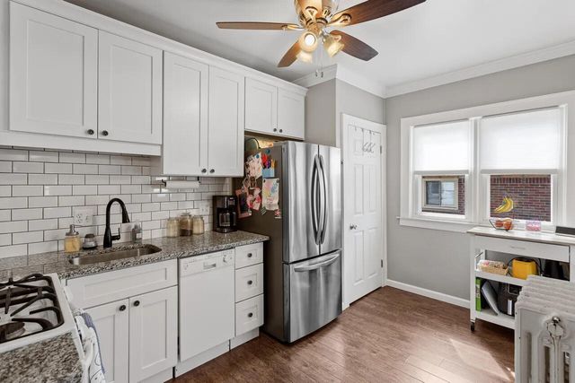 22713 Lanse Street, Saint Clair Shores, MI 48081